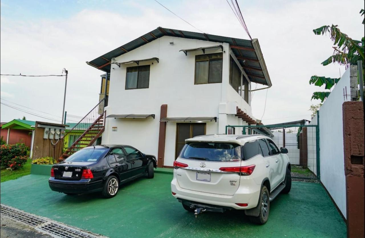 Апартаменти Apartamento Equipado En El Centro De La Fortuna Екстер'єр фото